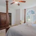 9 Hunt Club Dr