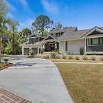 1 Firethorn Lane