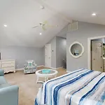 19 Heath Dr