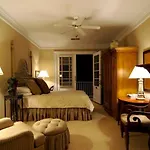Main Street Inn & Spa