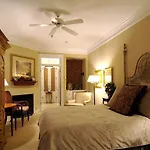 Main Street Inn & Spa