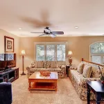 3 Pyxie Lane