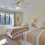 Island House 138