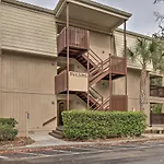 Hilton Head Villa - Walk To Beach And Restaurants!