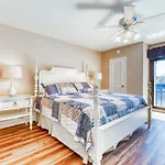 Island Club Condos