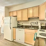 Hilton Head Island Condo With Pool Walk To Beach!