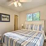 Hilton Head Island Condo With Pool Walk To Beach!