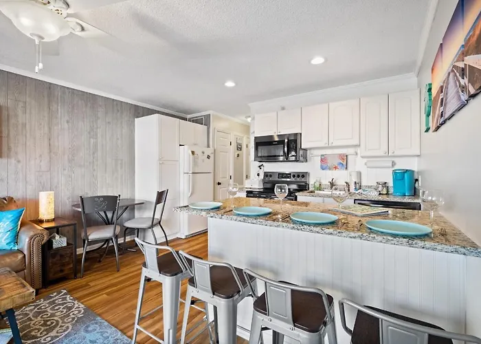 Luxury Beach Villa With Amazing Resort Amenities Biggest Pool On Hilton Head Island Hhi Beach Tennis Resort