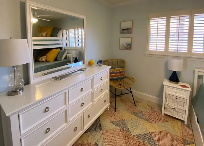 Hilton Head Getaway With Tennis View Walk To Beach