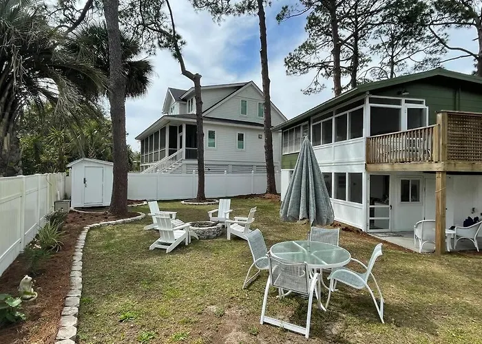 Renovated Cottage: 4Th Row From The Beach!