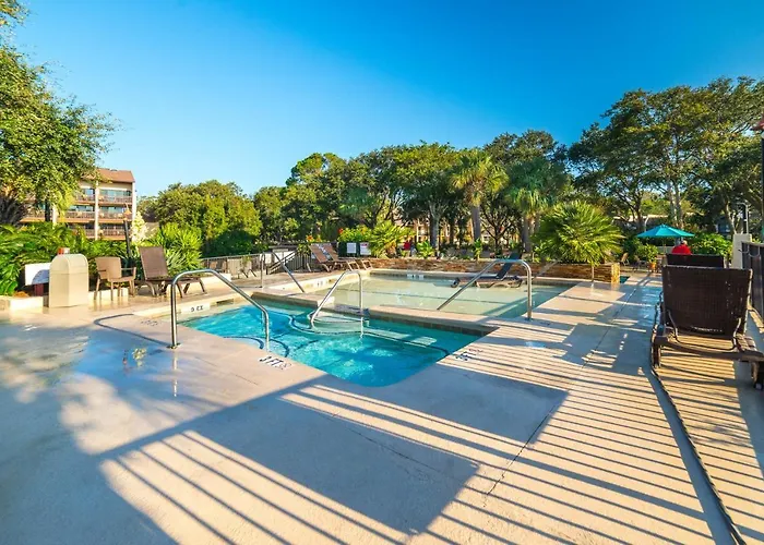 Island Club 141