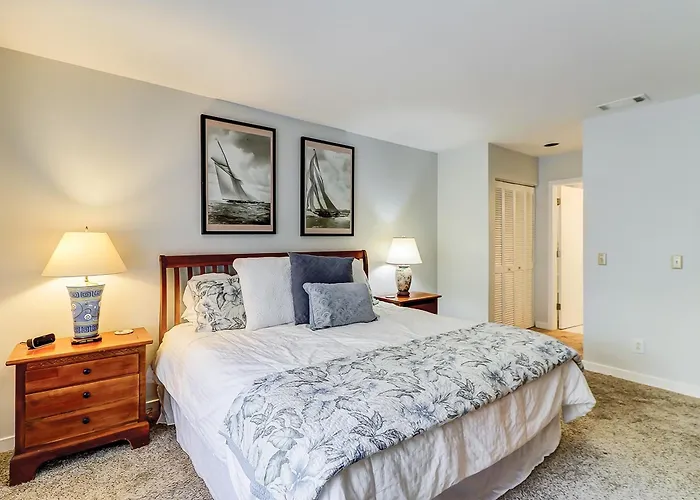Racquet Club Villas