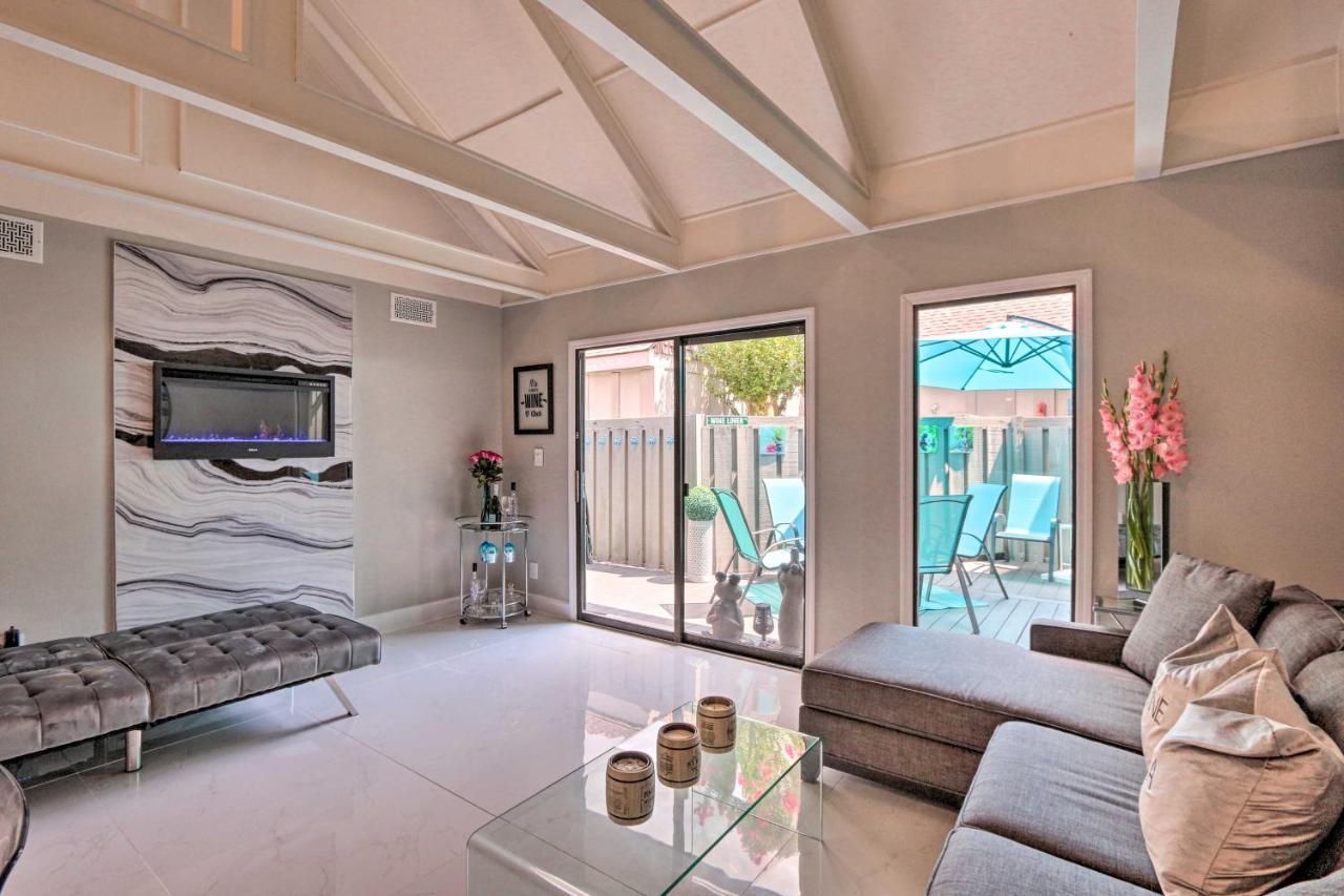 Coastal Less Than 1 Mi To Shore! Villa