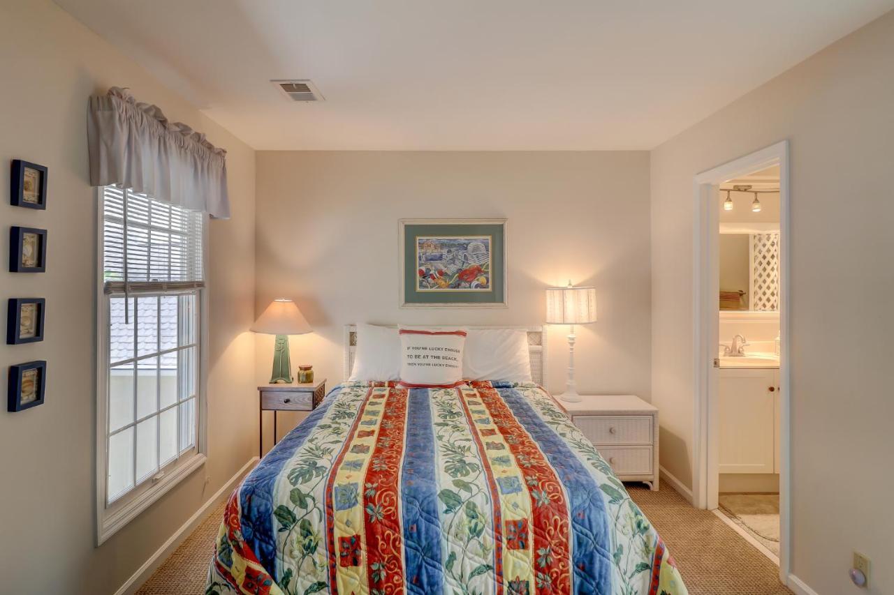 Kitchen King Bed In Master Bikes & Gear Included Free Shipyard Parking Pass * Hilton Head Island