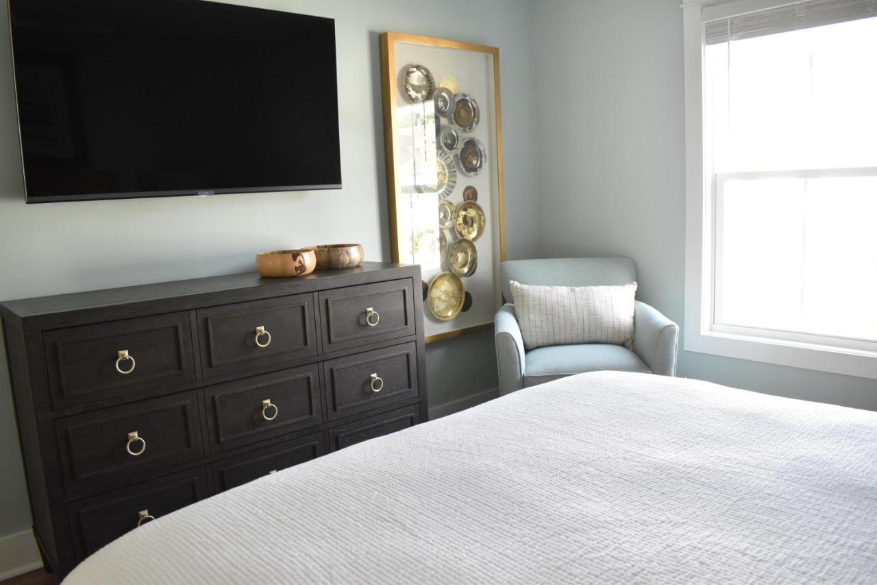 New! Heated Pool, House, Elevator, Walk To The Beach! Holiday home Hilton Head Island