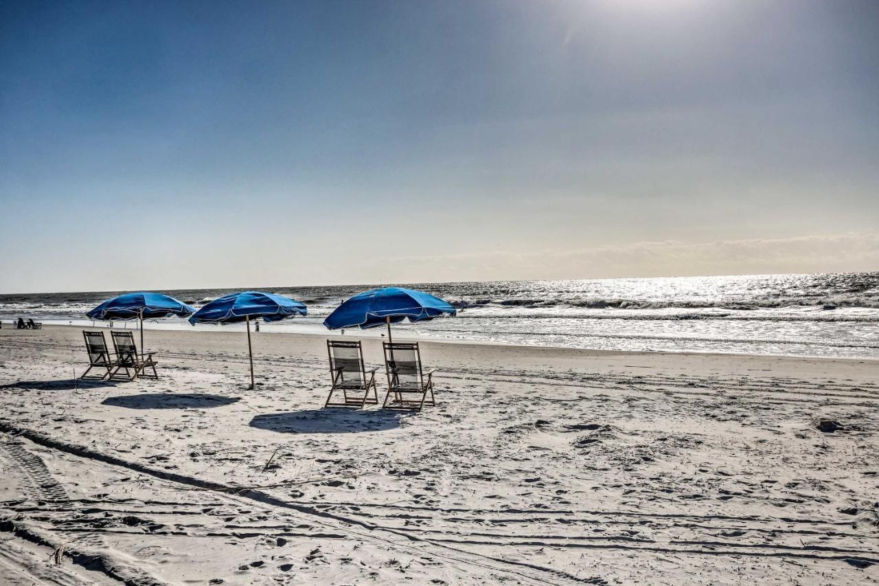 Hilton Head With Balcony And Pool, Walk To Apartment Hilton Head Island
