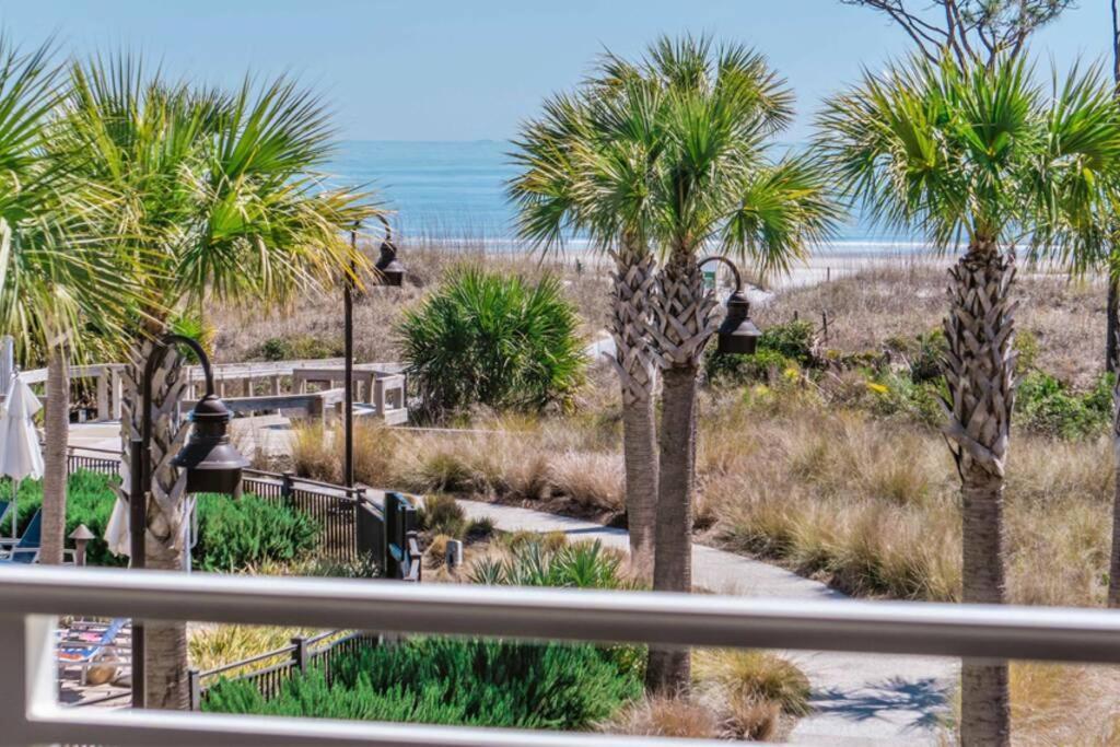 Direct Oceanfront - Heated Pool & Breathtaking Ocean View Villa