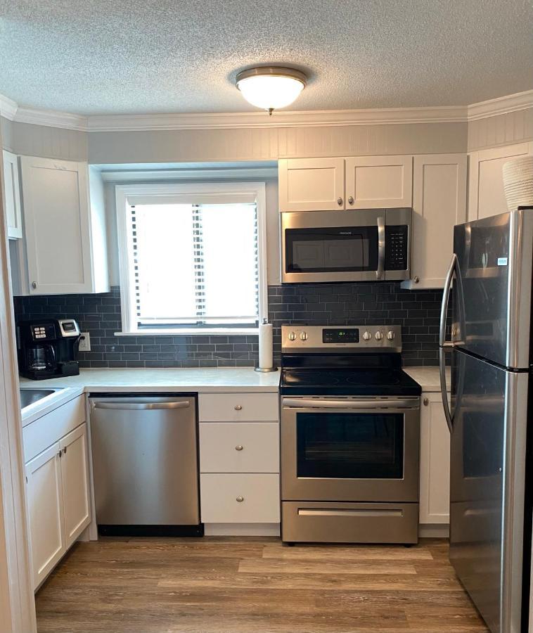 Steps Away From The Beach!!! * Hilton Head Island