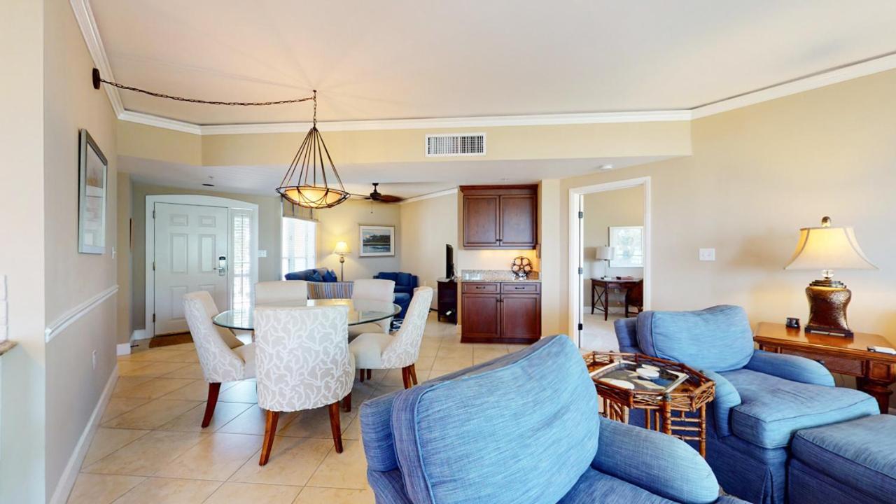 3208 Windsor Court South *