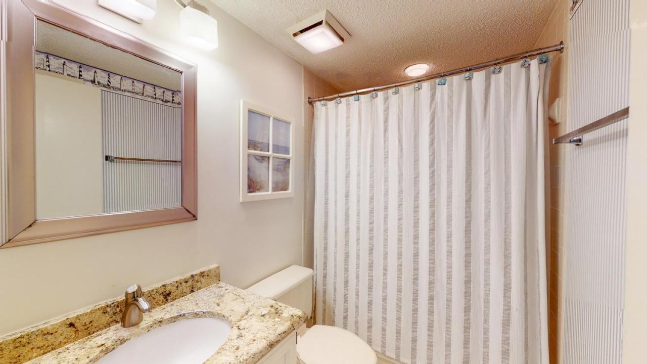 7609 Huntington Villa