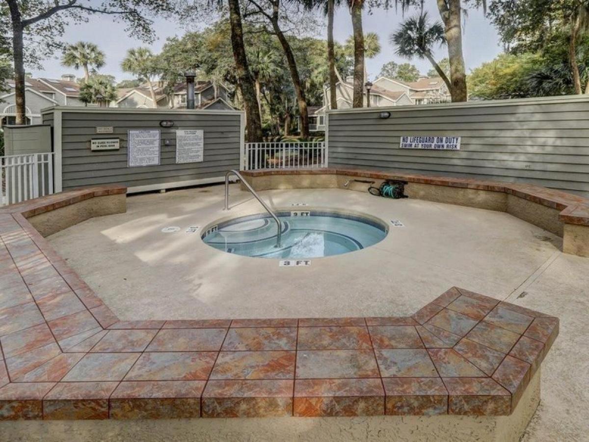 Villa 7621 Huntington *