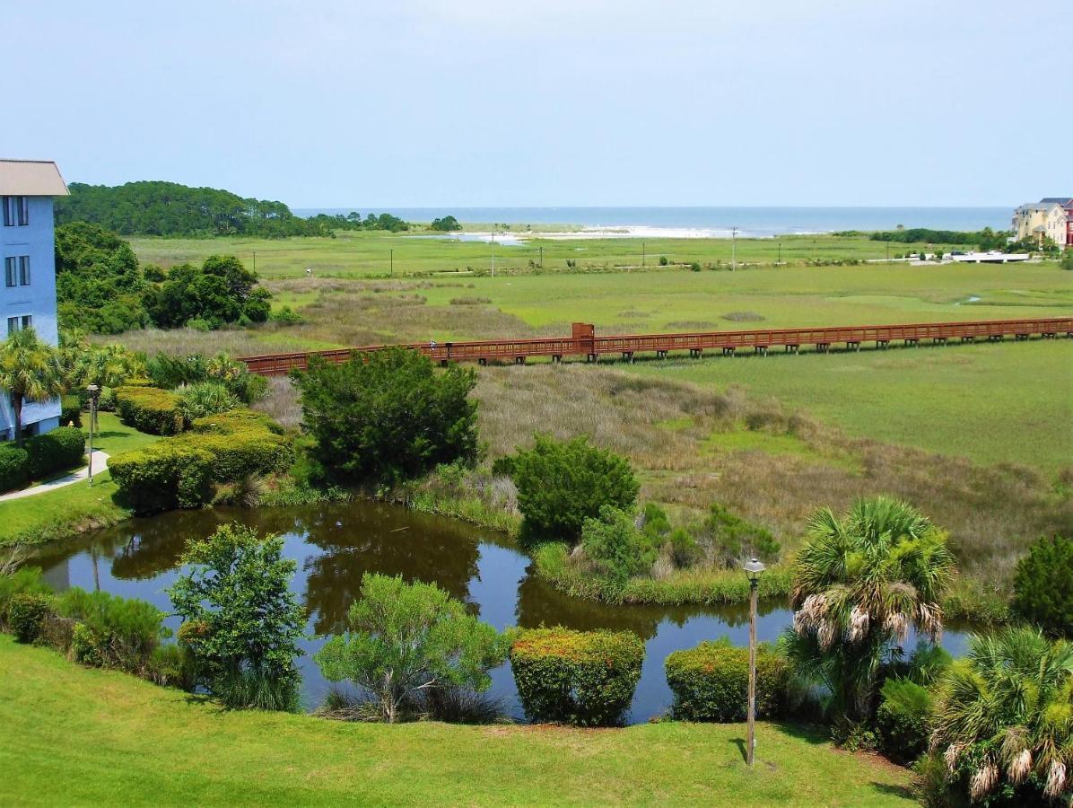 Newly Renovated Hilton Head Retreat, Walk To