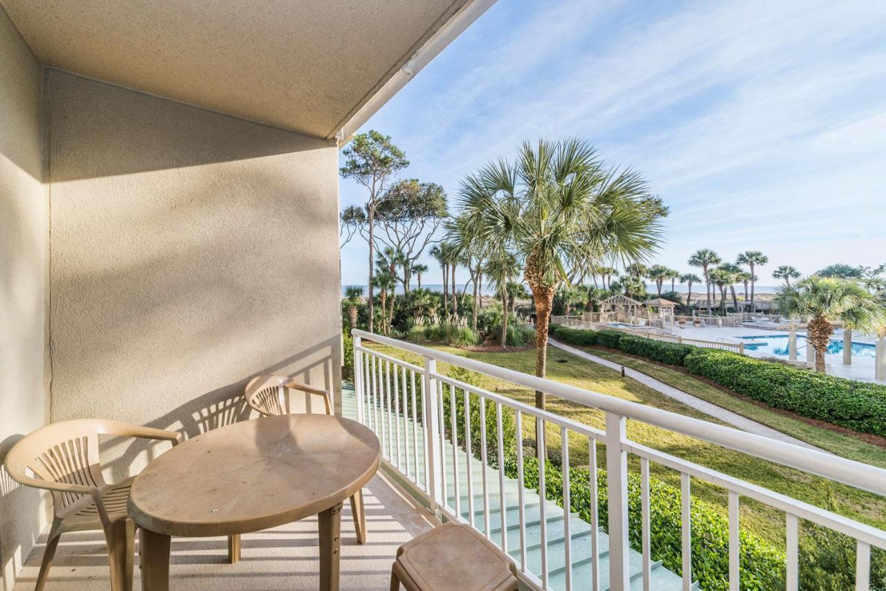 Hampton 6107 Apartment