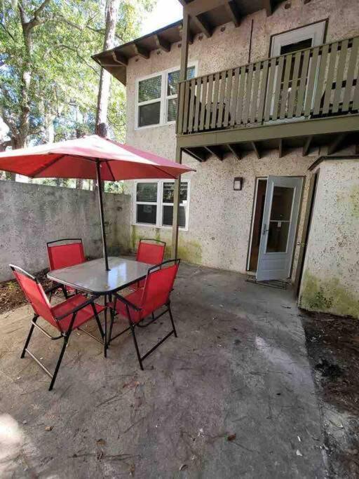 Elegant 2-bedroom Pet-friendly W 2 Parking Spaces