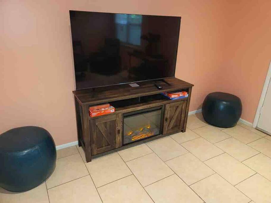 Elegant 2-bedroom Pet-friendly W 2 Parking Spaces * Hilton Head Island