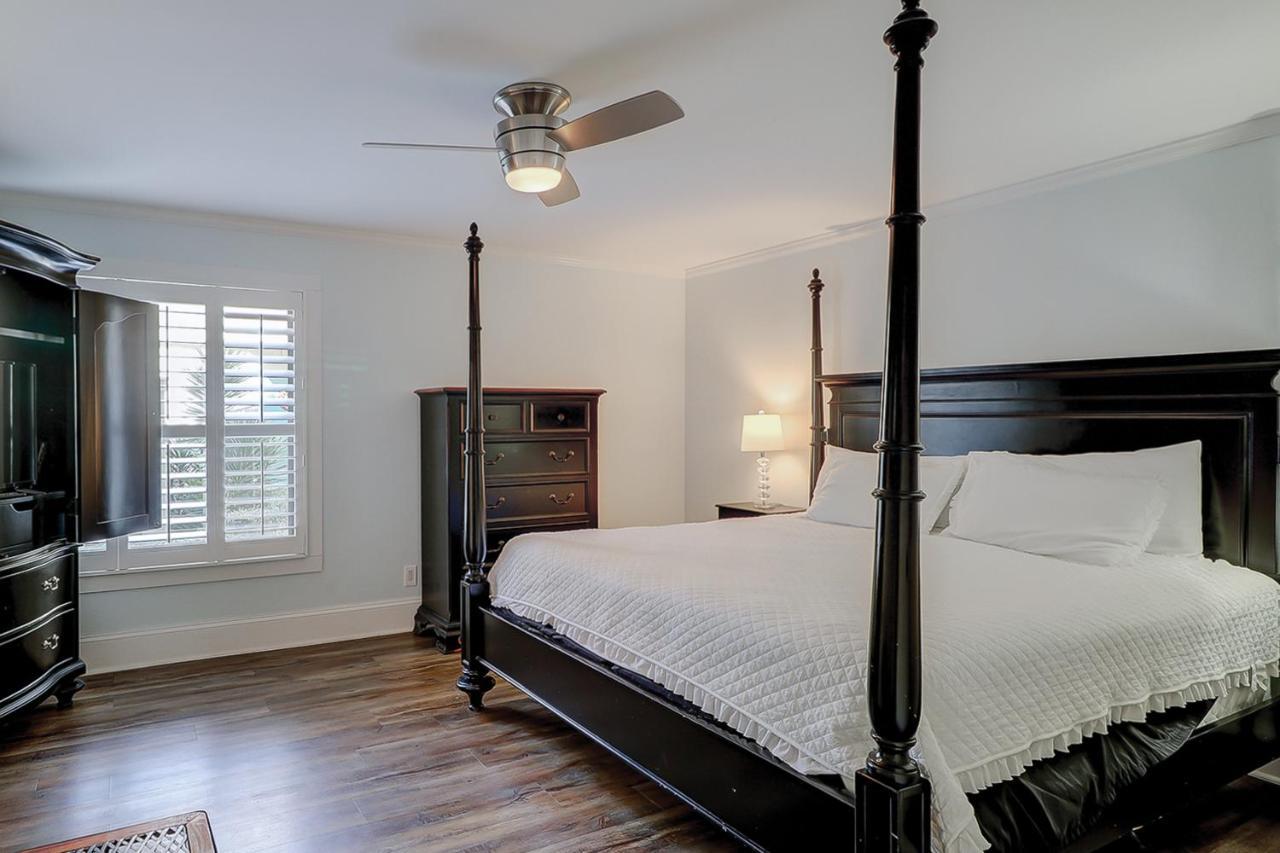 Queens Grant 628