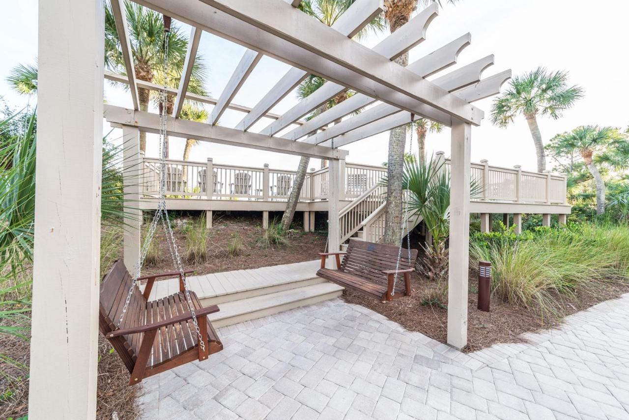 Hampton 6107 Apartment