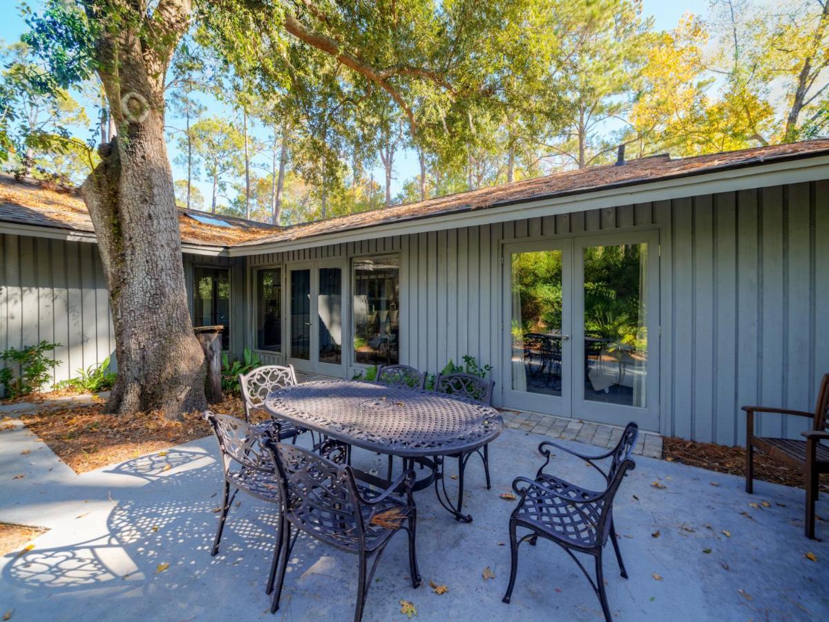 Jessamine 7, 3 Bedrooms, Walk To Beach, Sleeps 8 Hilton Head Island