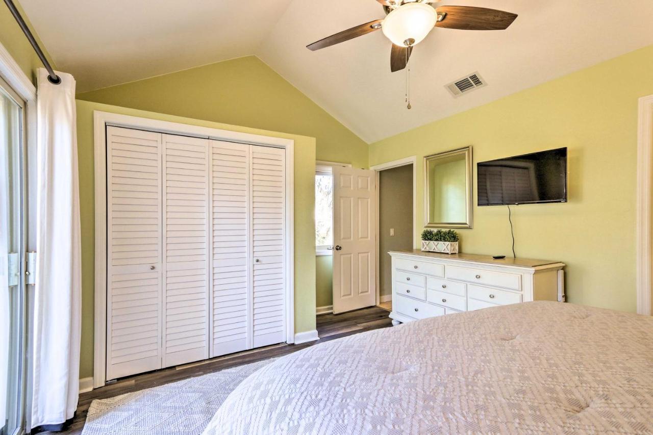 Apartment Hilton Head Half Mi To Coligny Beach! *