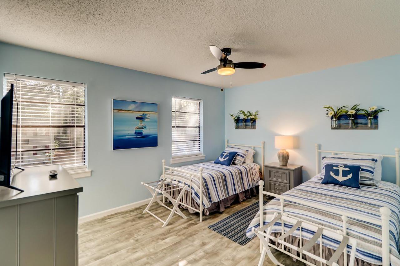 Holiday home #82 Spectacular Ideal Location 2bdr/2parking Hilton Head Island