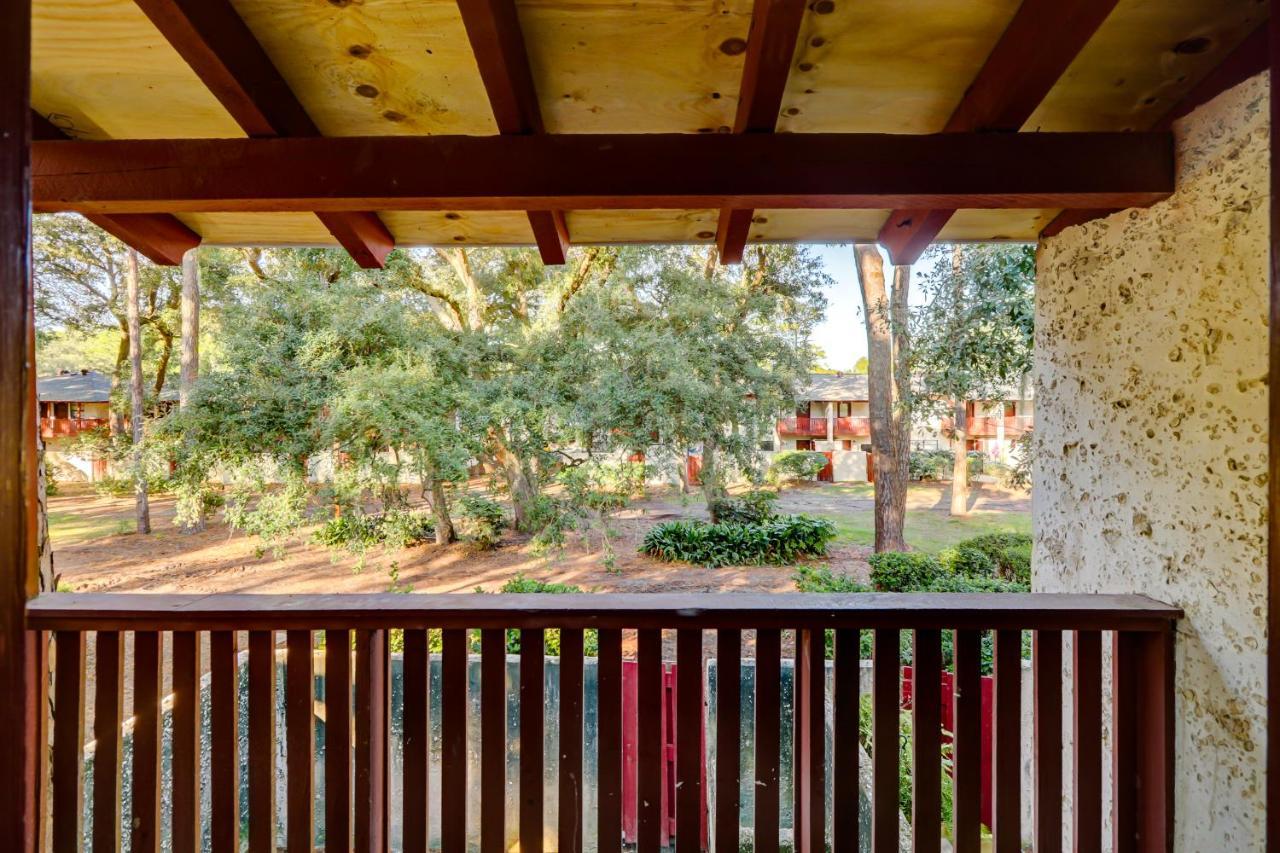 #82 Spectacular Ideal Location 2bdr/2parking *