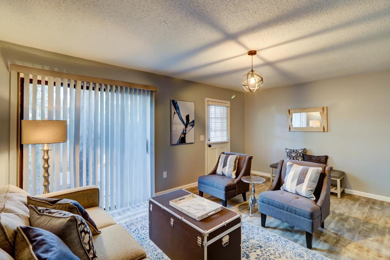 #82 Spectacular Ideal Location 2bdr/2parking * Hilton Head Island
