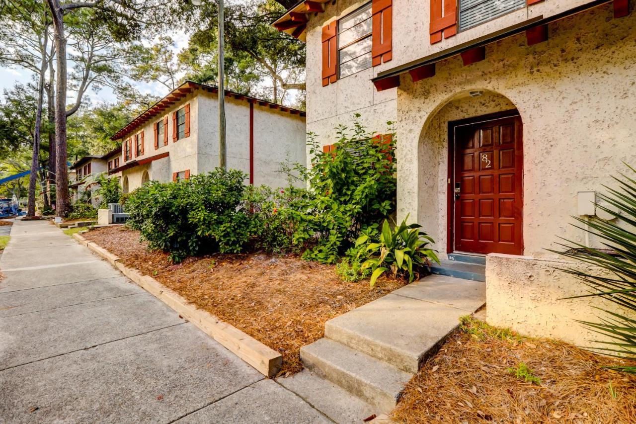 #82 Spectacular Ideal Location 2bdr/2parking Holiday home Hilton Head Island