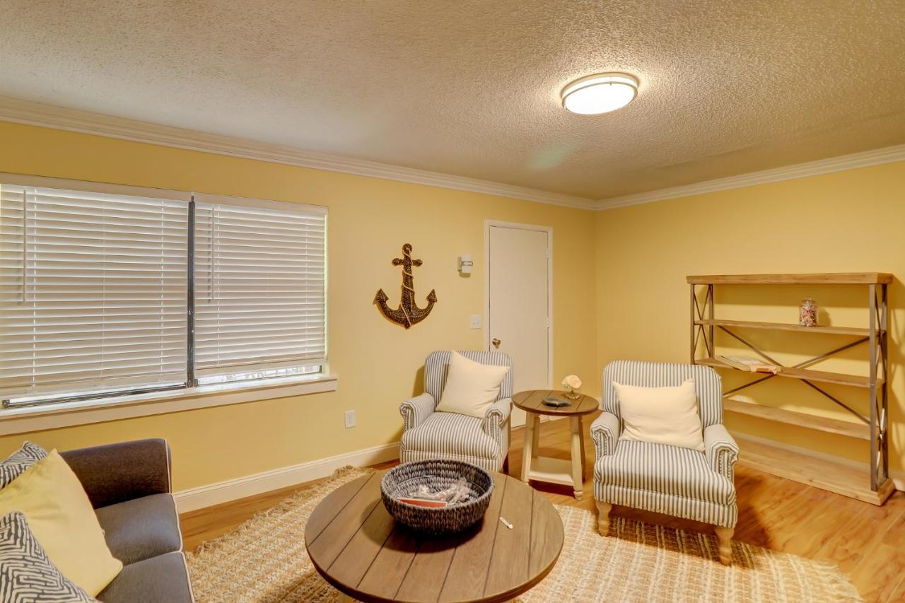 #50 Modern House Ideal Location 2bdr/2parking