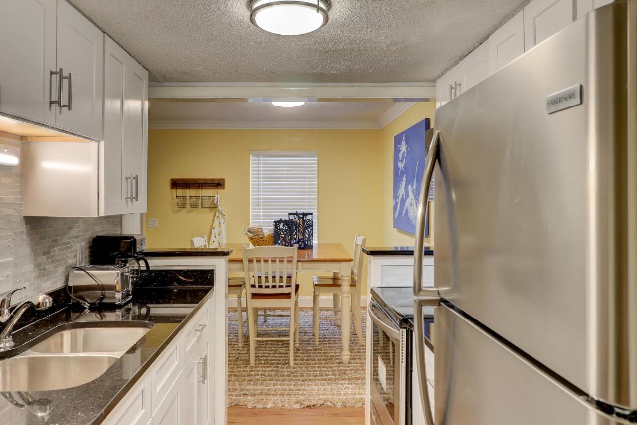 #50 Modern House Ideal Location 2bdr/2parking Holiday home