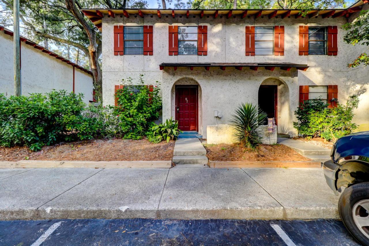 #82 Spectacular Ideal Location 2bdr/2parking Hilton Head Island
