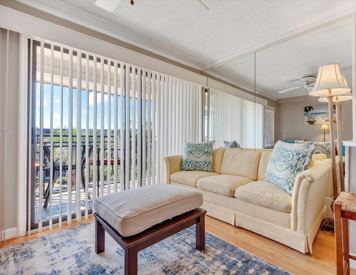 Seaside 332, 1 Bedroom, Pool, Oceanside, 3rd Floor, Wi-fi, Sleeps 4 *