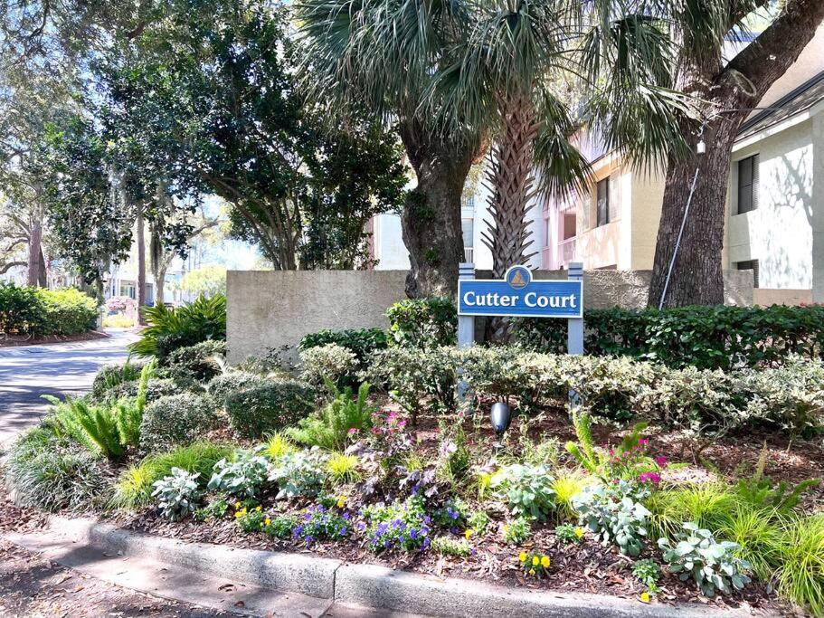 New Pics! Harbour Town 3br/3ba - Pool Access - Book Now