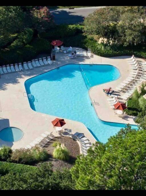 New Pics! Harbour Town 3br/3ba - Pool Access - Book Now Villa *