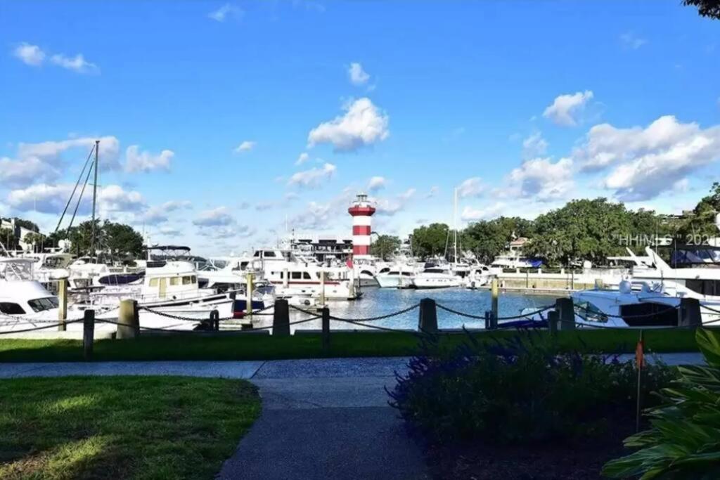 New Pics! Harbour Town 3br/3ba - Pool Access - Book Now *