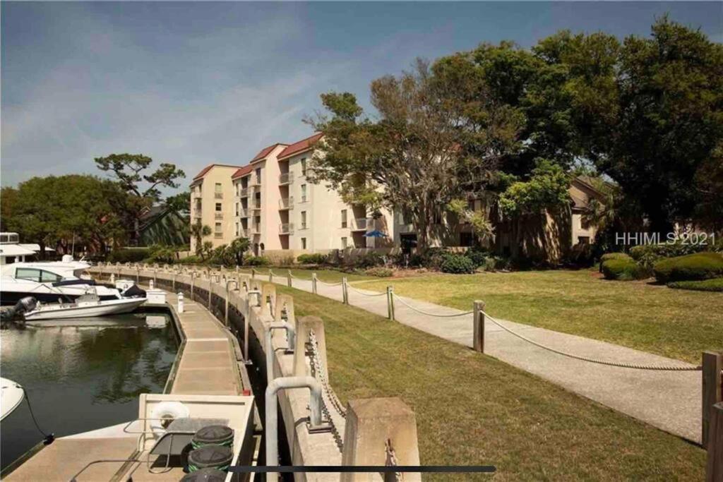 Villa New Pics! Harbour Town 3br/3ba - Pool Access - Book Now