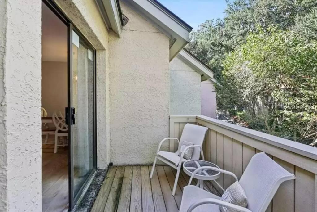 New Pics! Harbour Town 3br/3ba - Pool Access - Book Now Villa