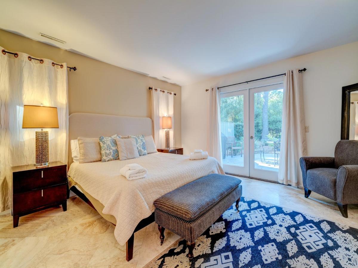 Jessamine 7, 3 Bedrooms, Walk To Beach, Sleeps 8 * Hilton Head Island