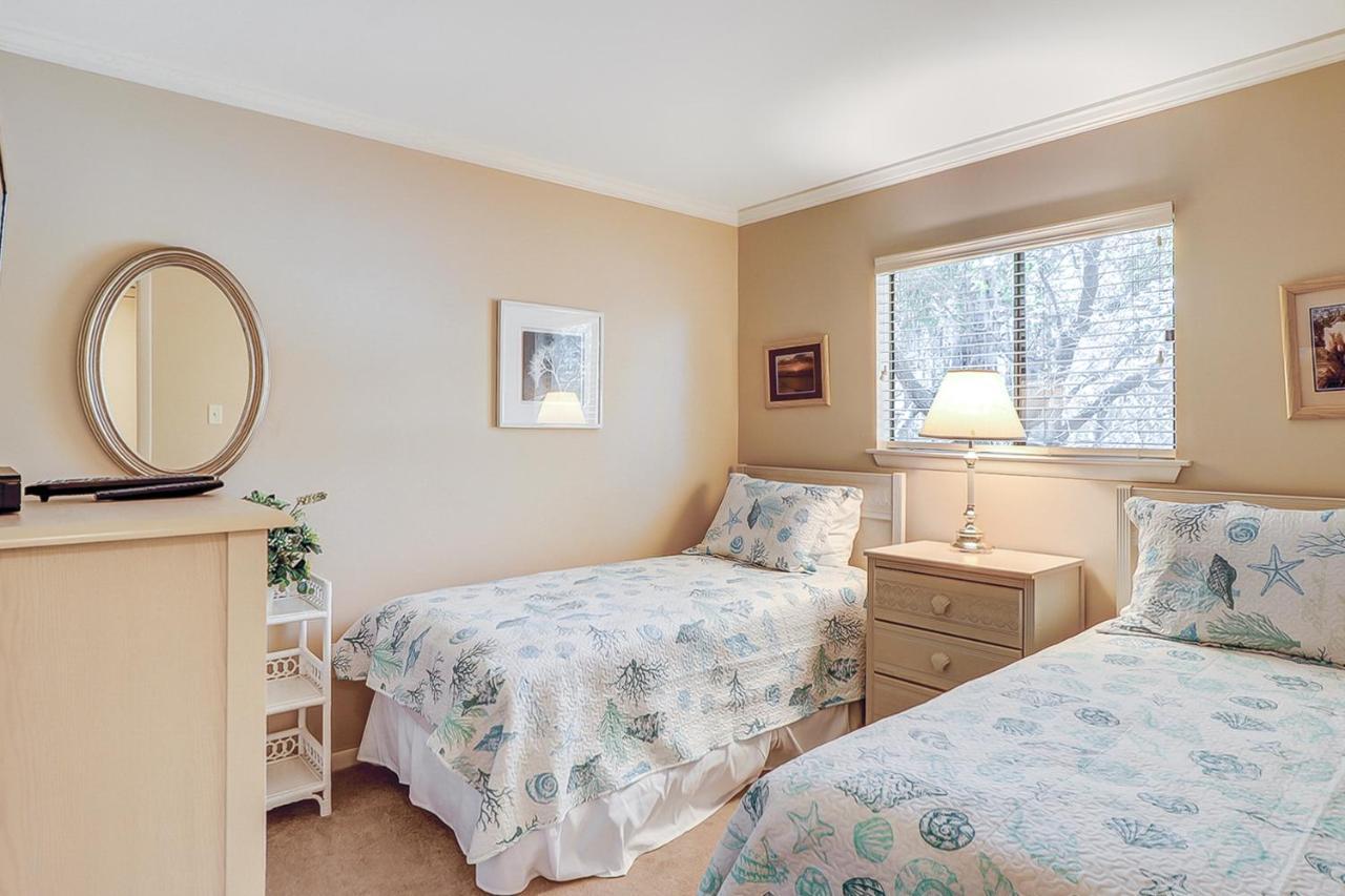 Apartment Fiddlers Cove 22j *