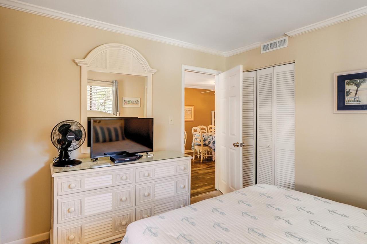 Apartment Fiddlers Cove 22j