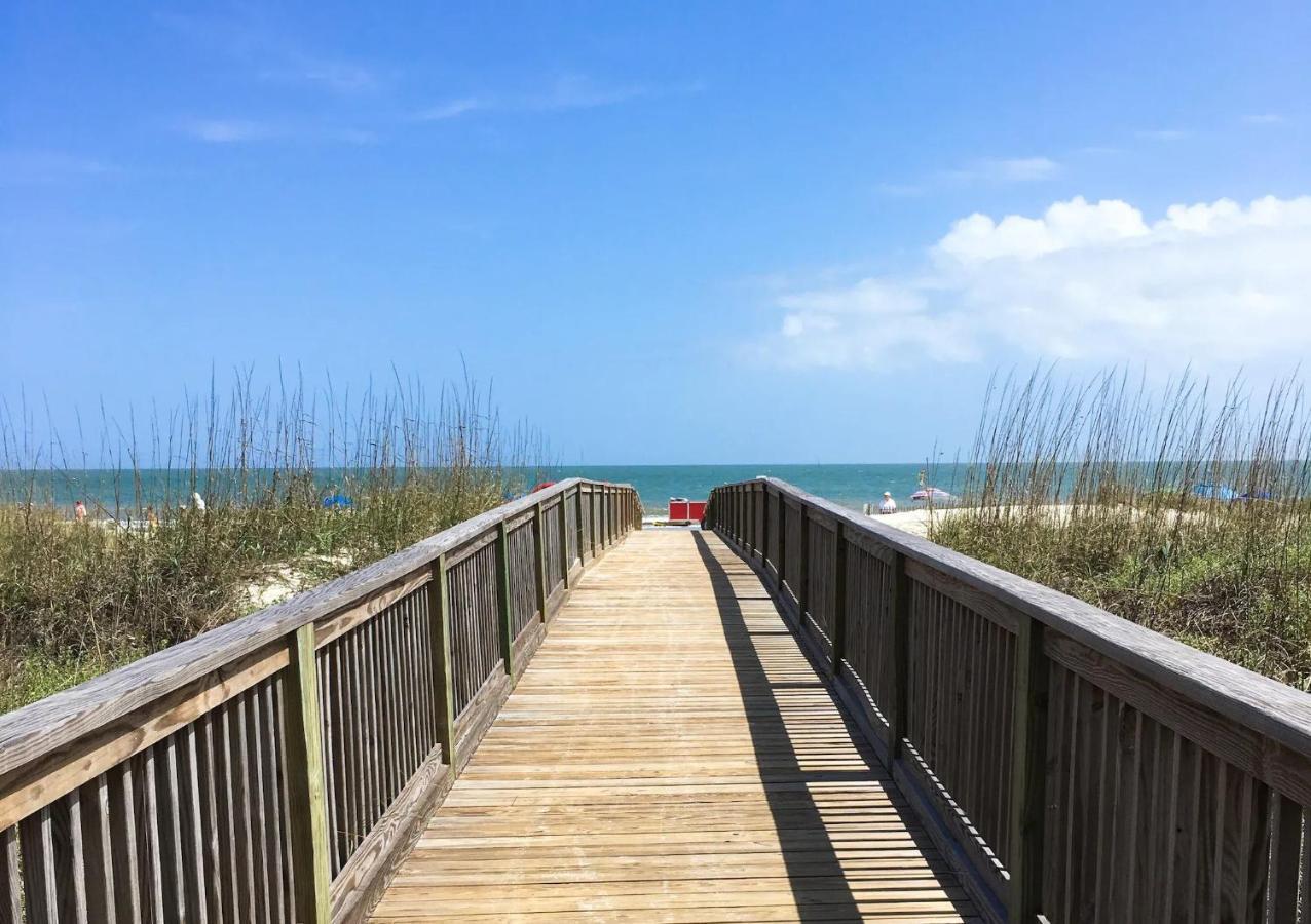 Luxury Beach With Amazing Amenities Biggest Pool On Hhi Beach Tennis Apartment